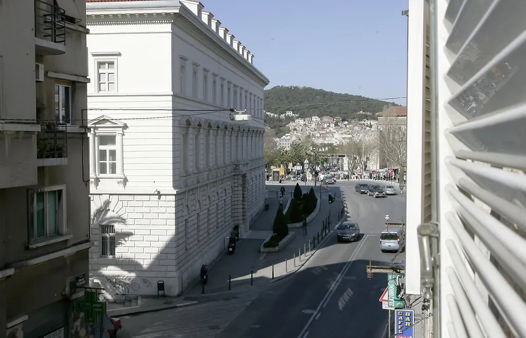 Guest house Damira Rooms Split
