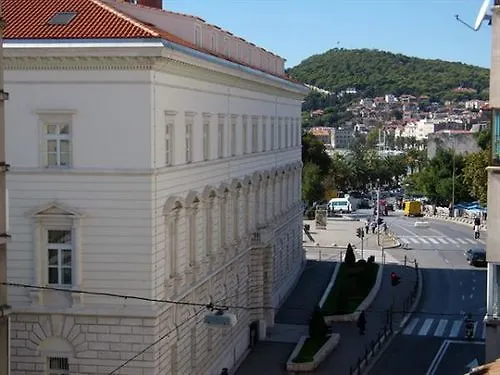 Damira Rooms Split 3*,  Croatia