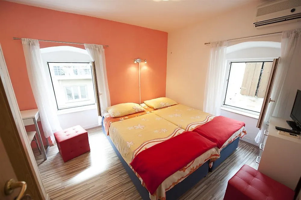 Damira Rooms Split